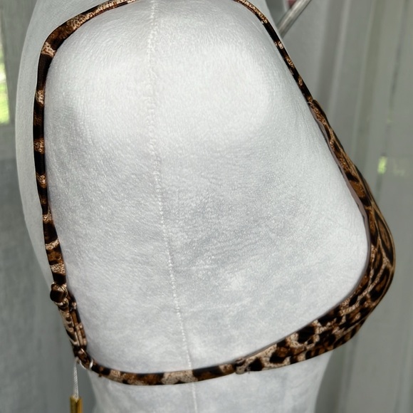 Khloe crop bikini top size medium leopard - Picture 3 of 4
